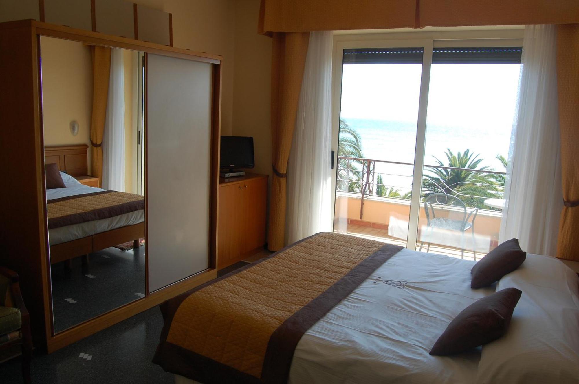 Grand Moroni 4* Finale Ligure