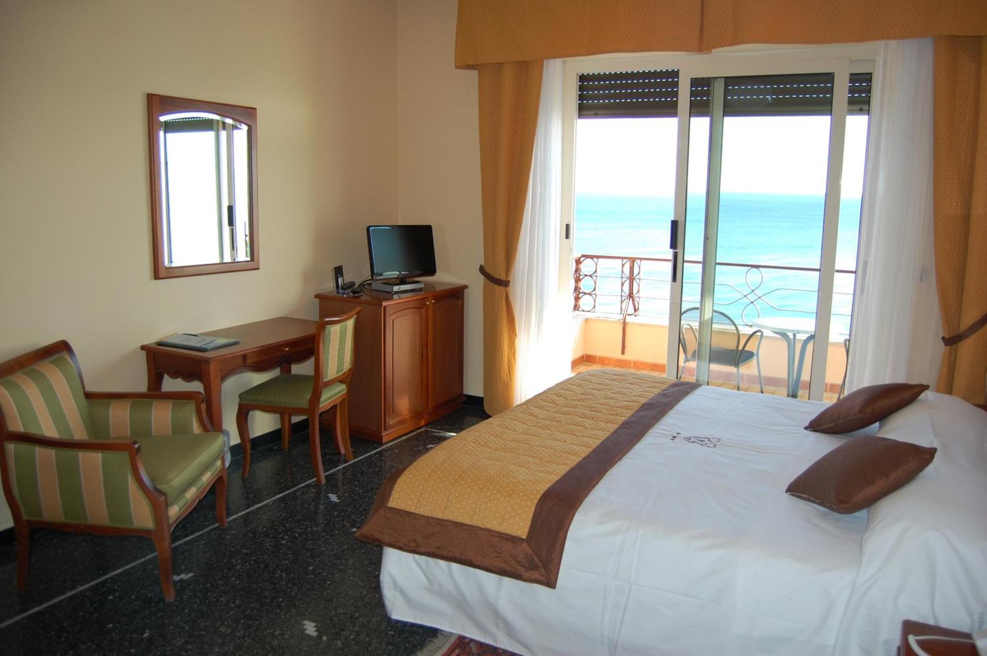 Hotel Grand Moroni